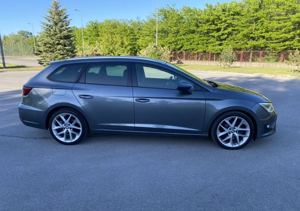 Seat Leon cena 49900 przebieg: 172000, rok produkcji 2016 z Rzeszów małe 92